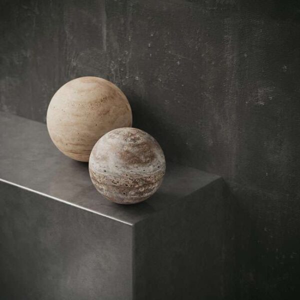 Set of Luna Sphere luxury travertine stone balls in beige and brown tones – elegant home accessories for modern interiors in Dubai and Abu Dhabi "مجموعة كرات زخرفية من حجر الترافرتين بدرجات البيج والبني – إكسسوارات ديكور فاخرة للمنازل العصرية في دبي وأبوظبي"