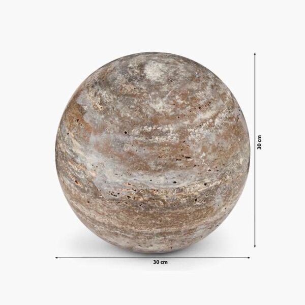 Luxury Luna Sphere decorative ball in natural travertine stone, 30x30 cm – modern accessory for luxury interiors in the UAE "كرة زخرفية فاخرة من حجر الترافرتين الطبيعي بحجم 30x30 سم – إكسسوار ديكور عصري للمنازل الفاخرة في الإمارات"