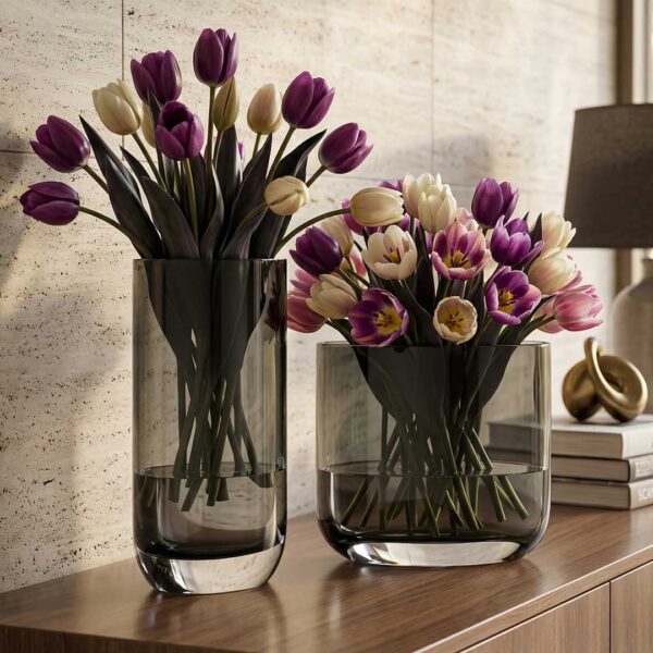 Verto Duo Vases in UAE – Luxury Onyx black glass vases with metallic base, modern home décor مزهريات فيرتو ديو في الإمارات – مزهريات زجاج أونيكس أسود فاخر بقاعدة معدنية، ديكور منزلي عصري