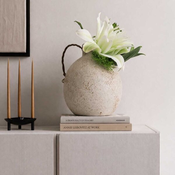 Halo Wire Vase