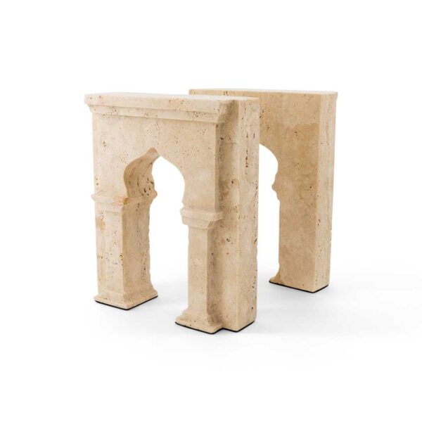 Decorative Serin bookends with symmetrical arched motif – hand-carved stone pieces ideal for upscale book styling in the UAE. مساند كتب سيرين الزخرفية بتصميم قوسي متماثل – قطع حجرية منحوتة يدويًا مثالية لتزيين الكتب بأسلوب راقٍ في الإمارات.