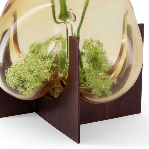 Close-up of Vire Vase showing amber glass texture and wooden base detail – luxury designer décor piece crafted for contemporary interiors in Dubai and Abu Dhabi, UAE